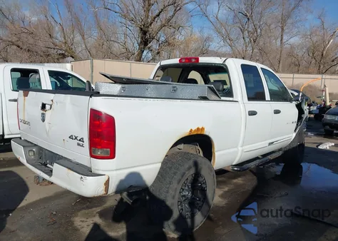 2005 Dodge Ram 1500 Slt/Laramie z USA, uszkodzony, nr VIN 1D7HU18DX5S243353